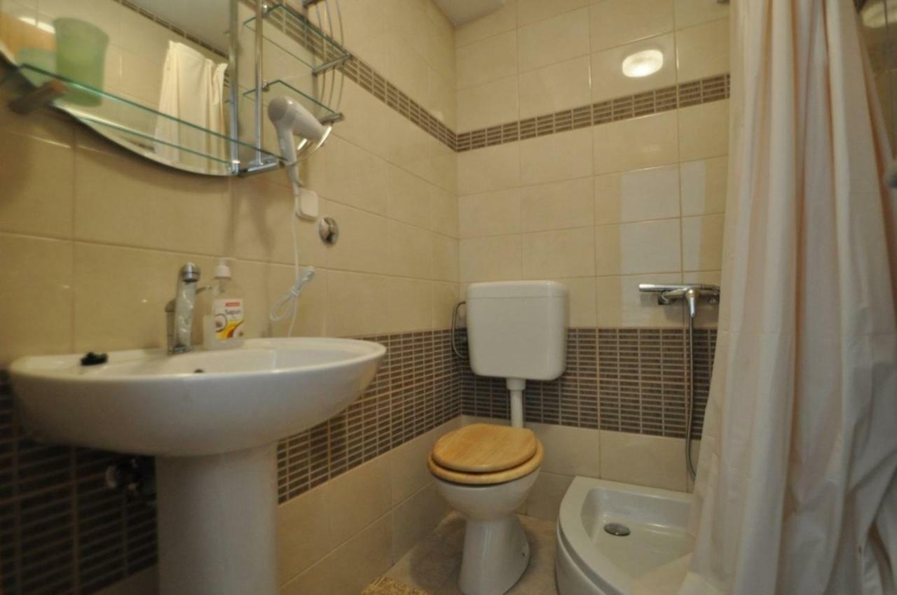 Apartment In Vrbnik/Insel Krk 36796 Eksteriør bilde